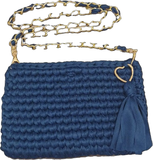 Bolsa pequeña azul con decoración de corazón